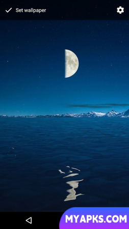 Moon Over Water Live Wallpaper